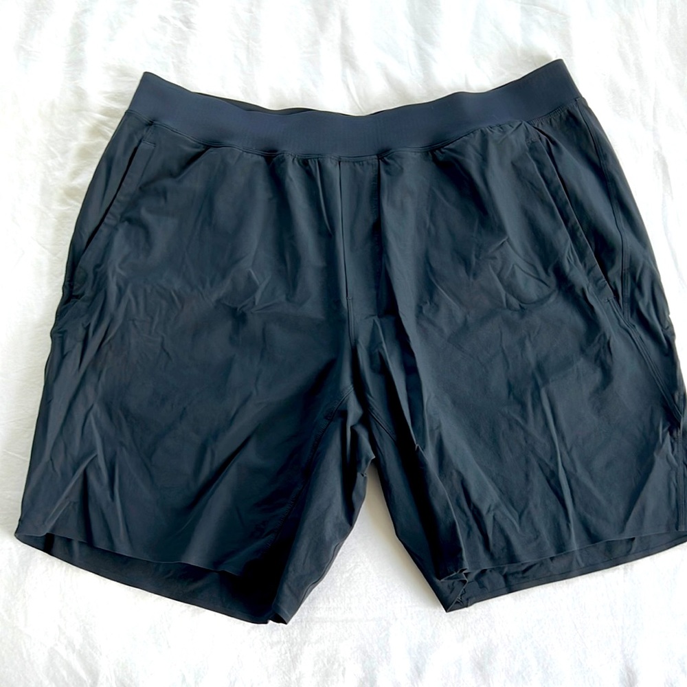 Lululemon Athletic Shorts LIKE NEW!!!